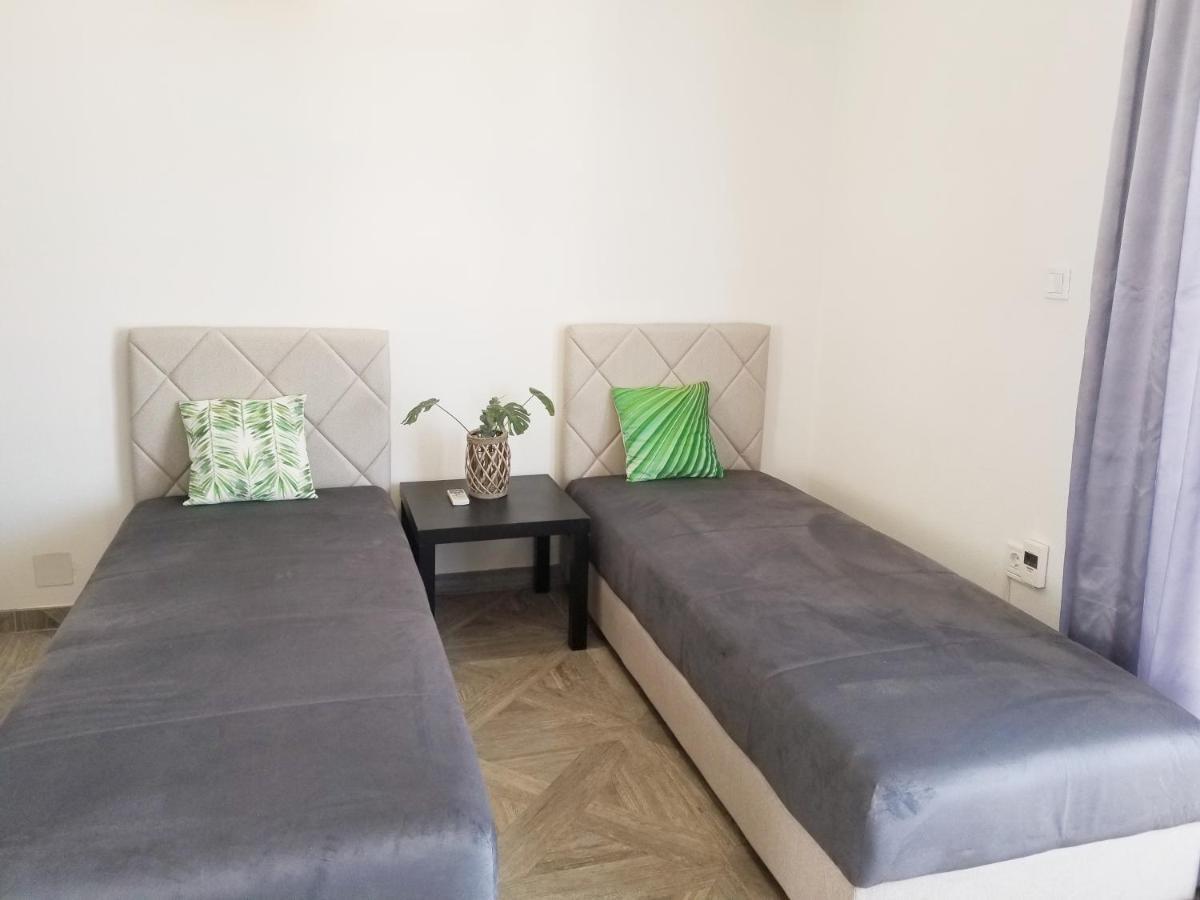 Aparthotel Monterria Bar Εξωτερικό φωτογραφία