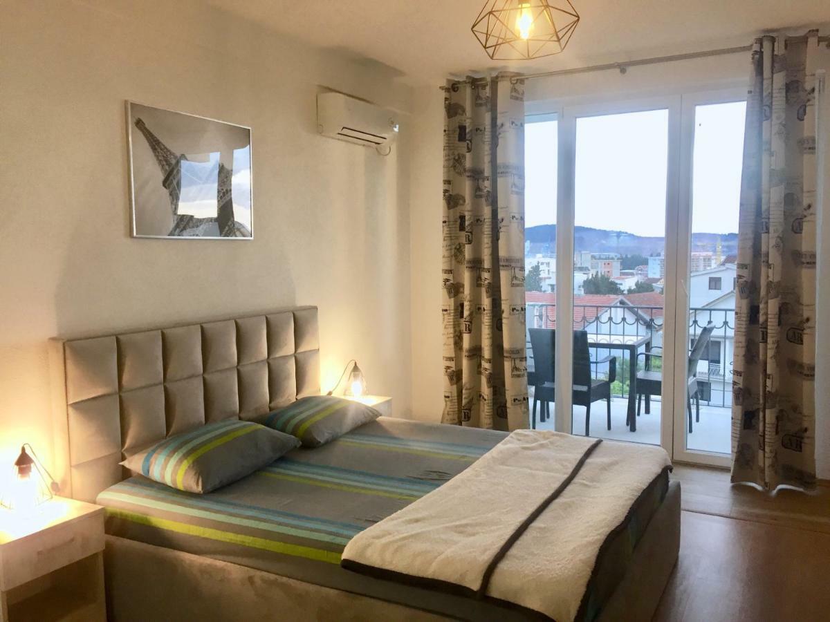 Aparthotel Monterria Bar Εξωτερικό φωτογραφία